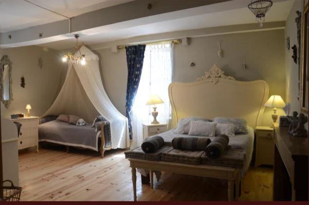 Les Trois Faisans Hotel Bligny-sur-Ouche Bagian luar foto