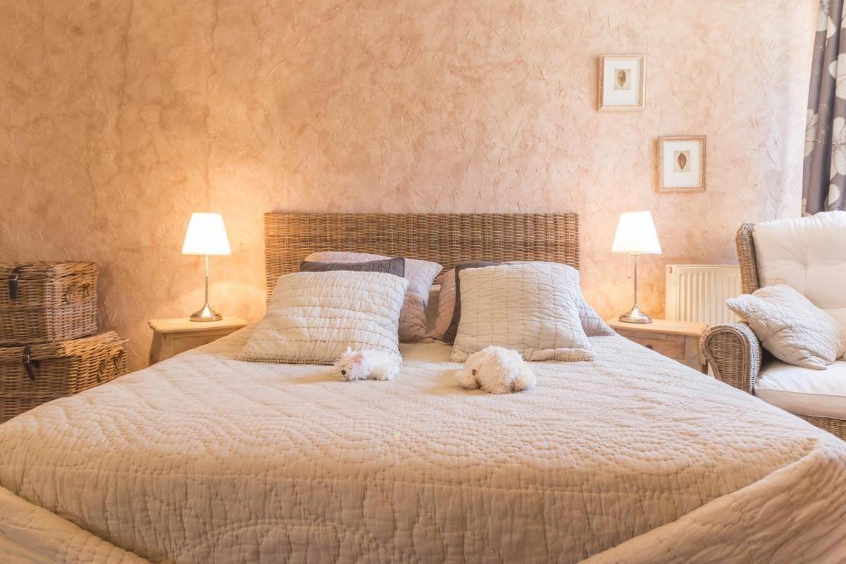 Les Trois Faisans Hotel Bligny-sur-Ouche Bagian luar foto