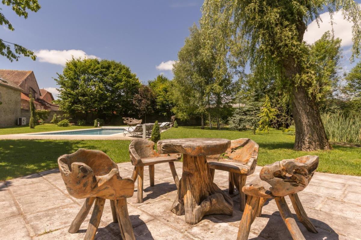 Les Trois Faisans Hotel Bligny-sur-Ouche Bagian luar foto