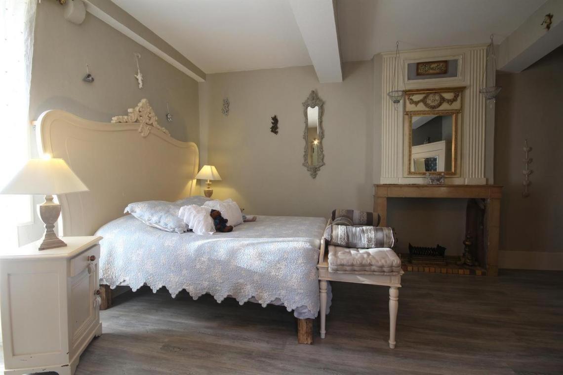 Les Trois Faisans Hotel Bligny-sur-Ouche Bagian luar foto